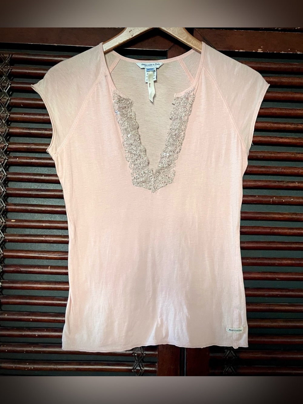 Abercrombie Y2K Vintage Baby Tee Sequin Pink Peach New V-neck Sz Large